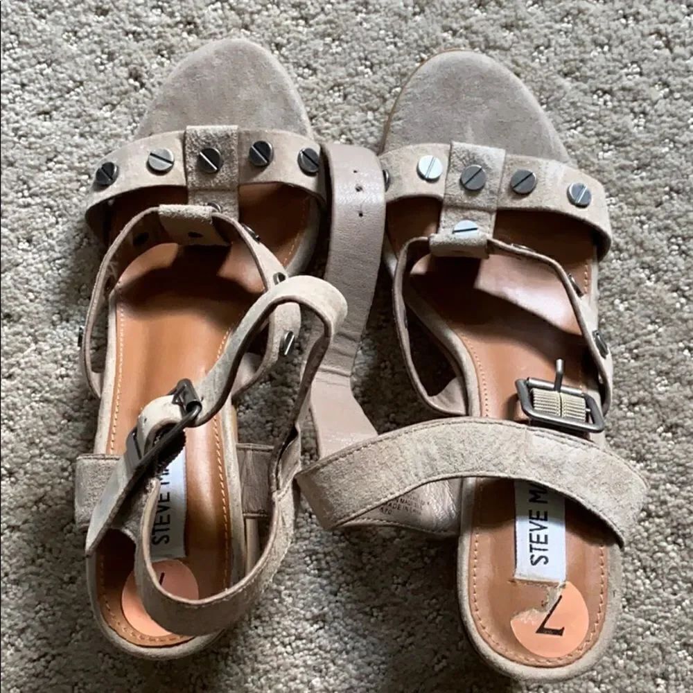 Steve Madden Suede Block Heel Sandals | Tan, Size 7